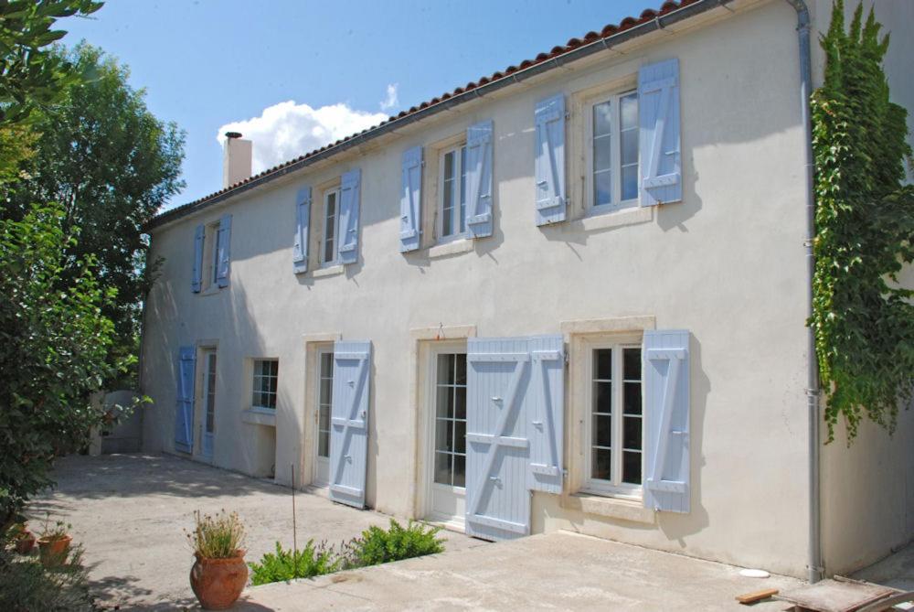 La Tonnelle Fleurie Chambres D'Hotes Sainte-Soulle Ngoại thất bức ảnh