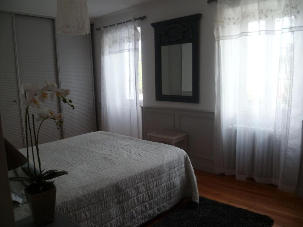 La Tonnelle Fleurie Chambres D'Hotes Sainte-Soulle Ngoại thất bức ảnh